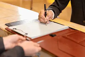 俄罗斯到泰国旅游